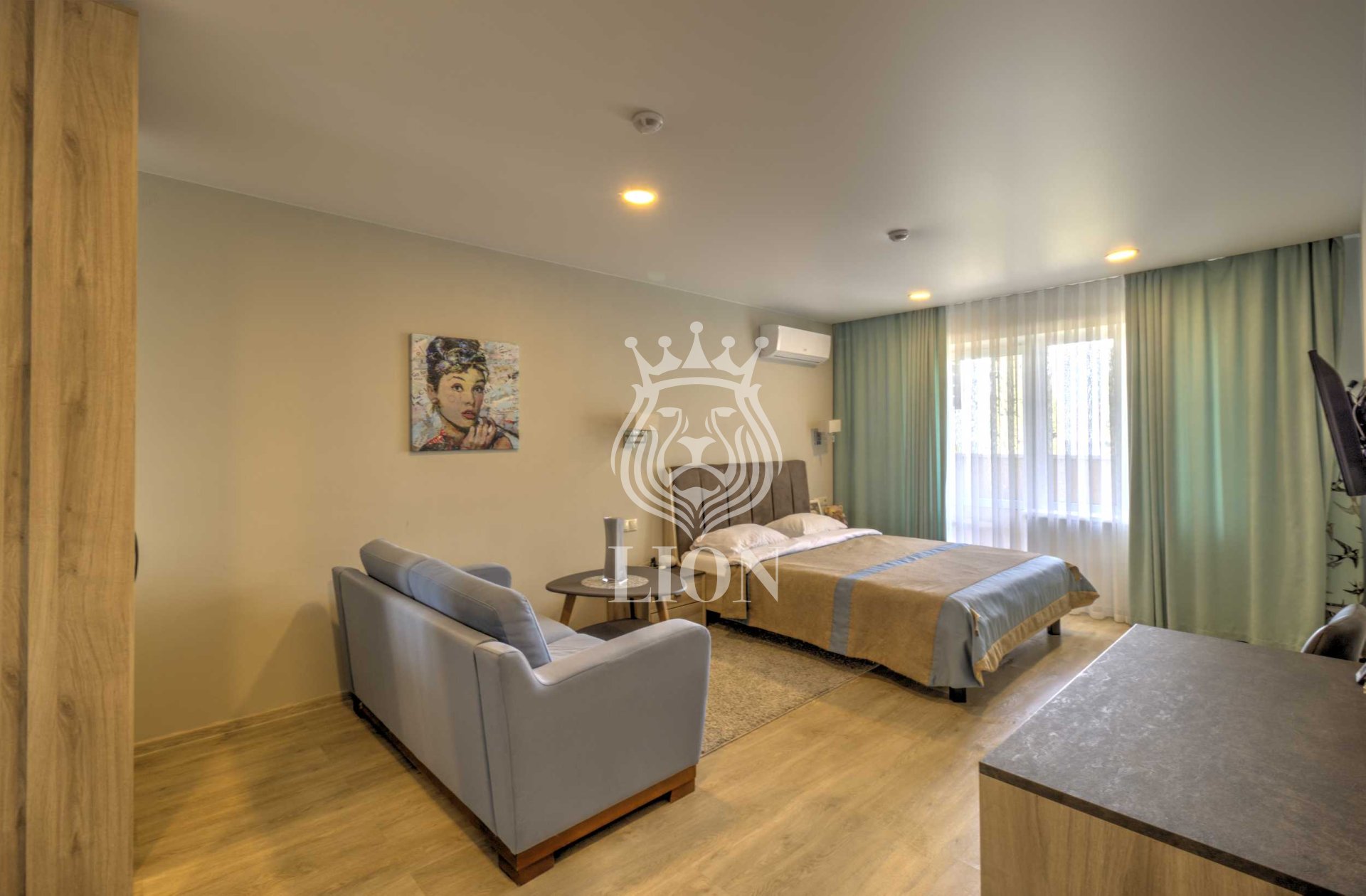 10-к апартаменты 283 м² 2/3 эт., Набережная — фото 3