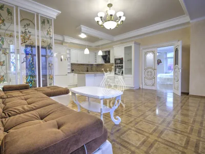 3-к квартира 130 м² 7/10 эт., Победы