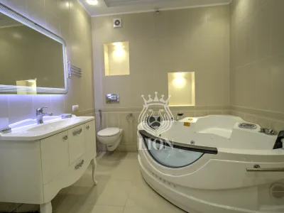 3-к квартира 130 м² 7/10 эт., Победы — миниатюра 20