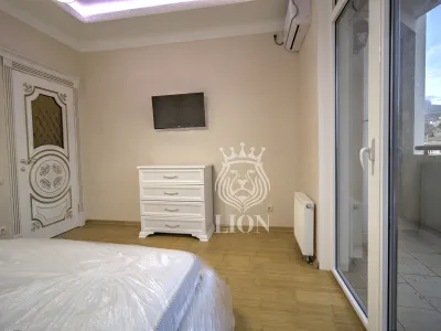 3-к квартира 130 м² 7/10 эт., Победы — миниатюра 27