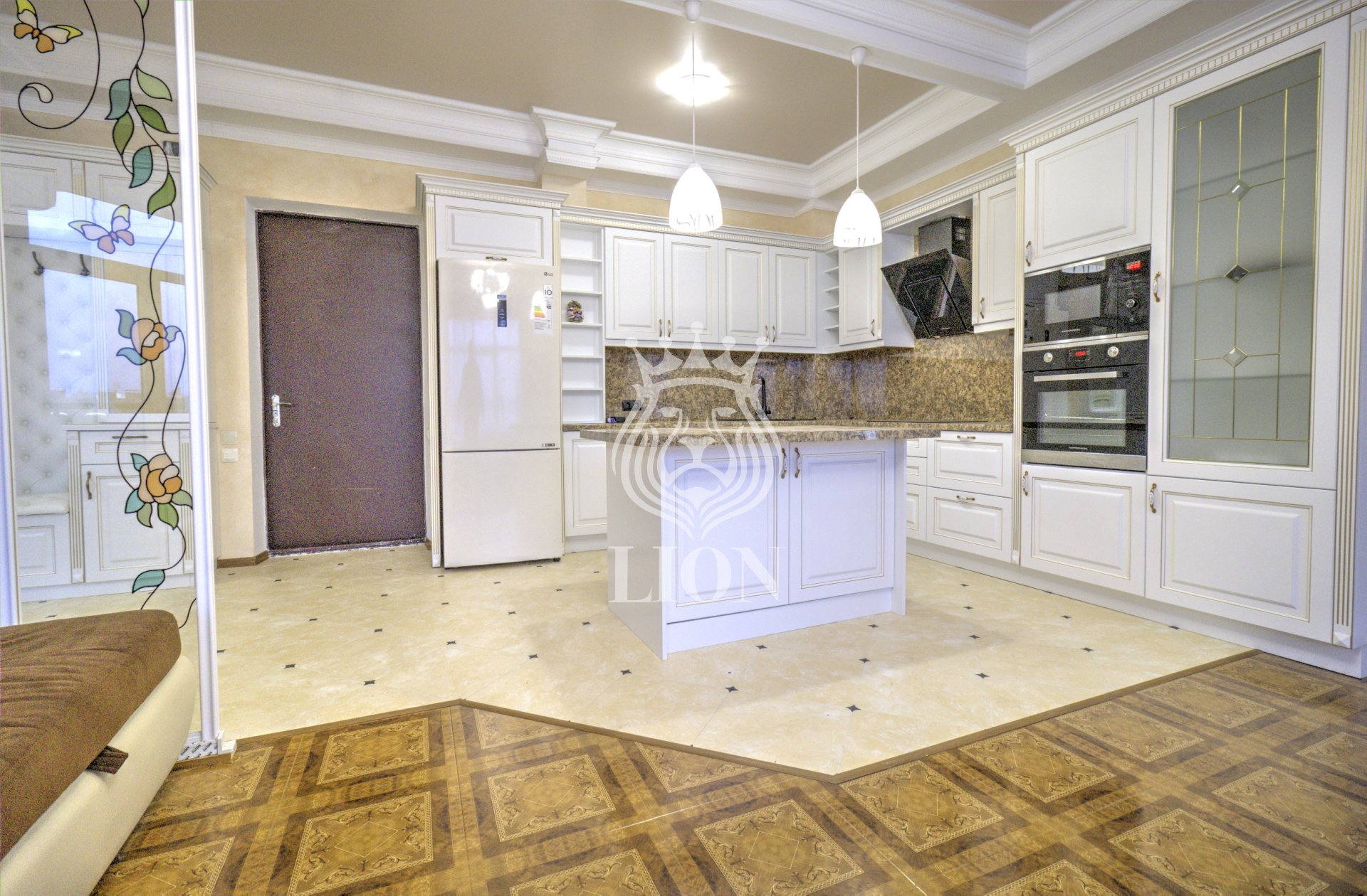 3-к квартира 130 м² 7/10 эт., Победы — фото 2