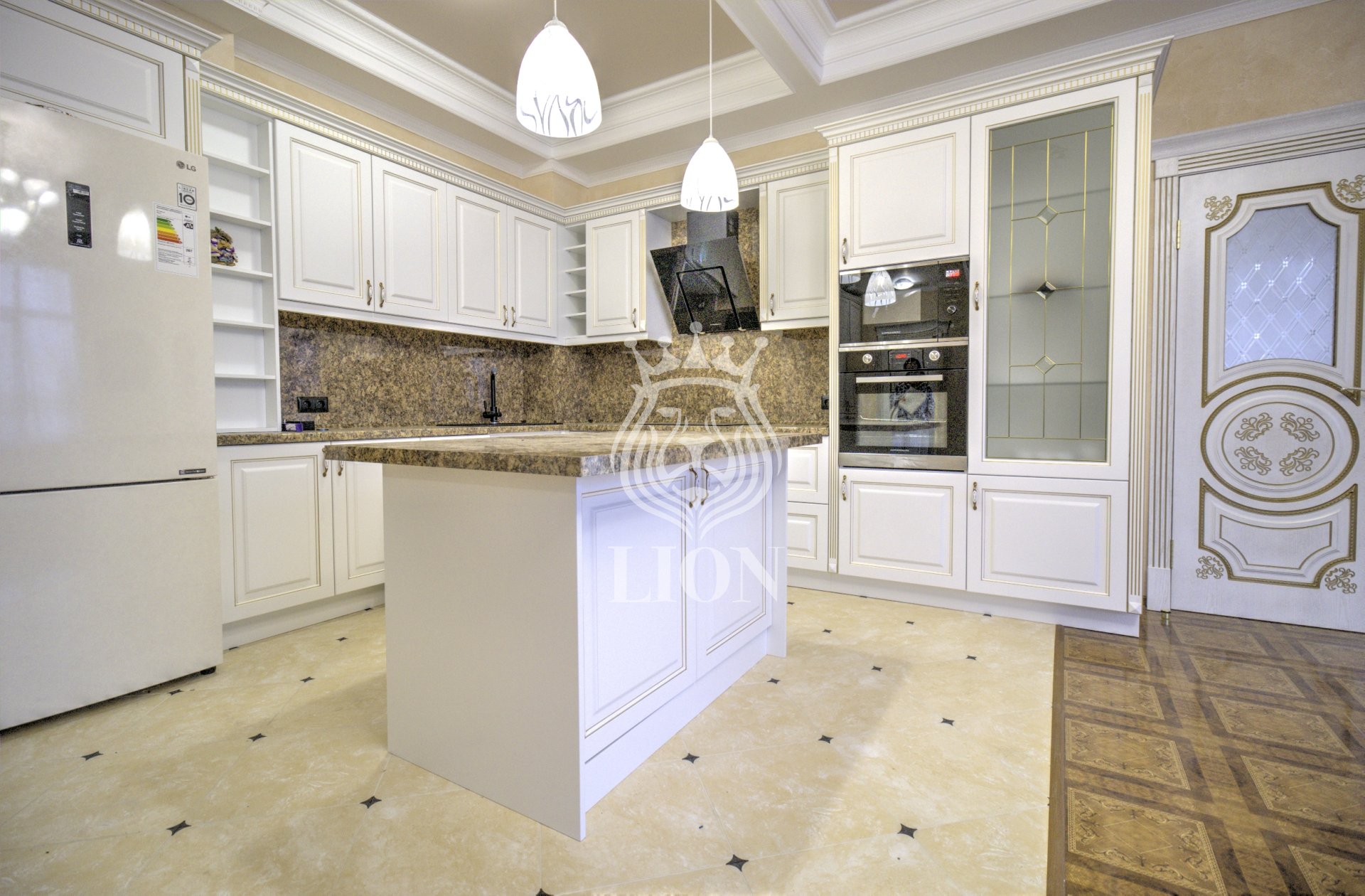 3-к квартира 130 м² 7/10 эт., Победы — фото 9