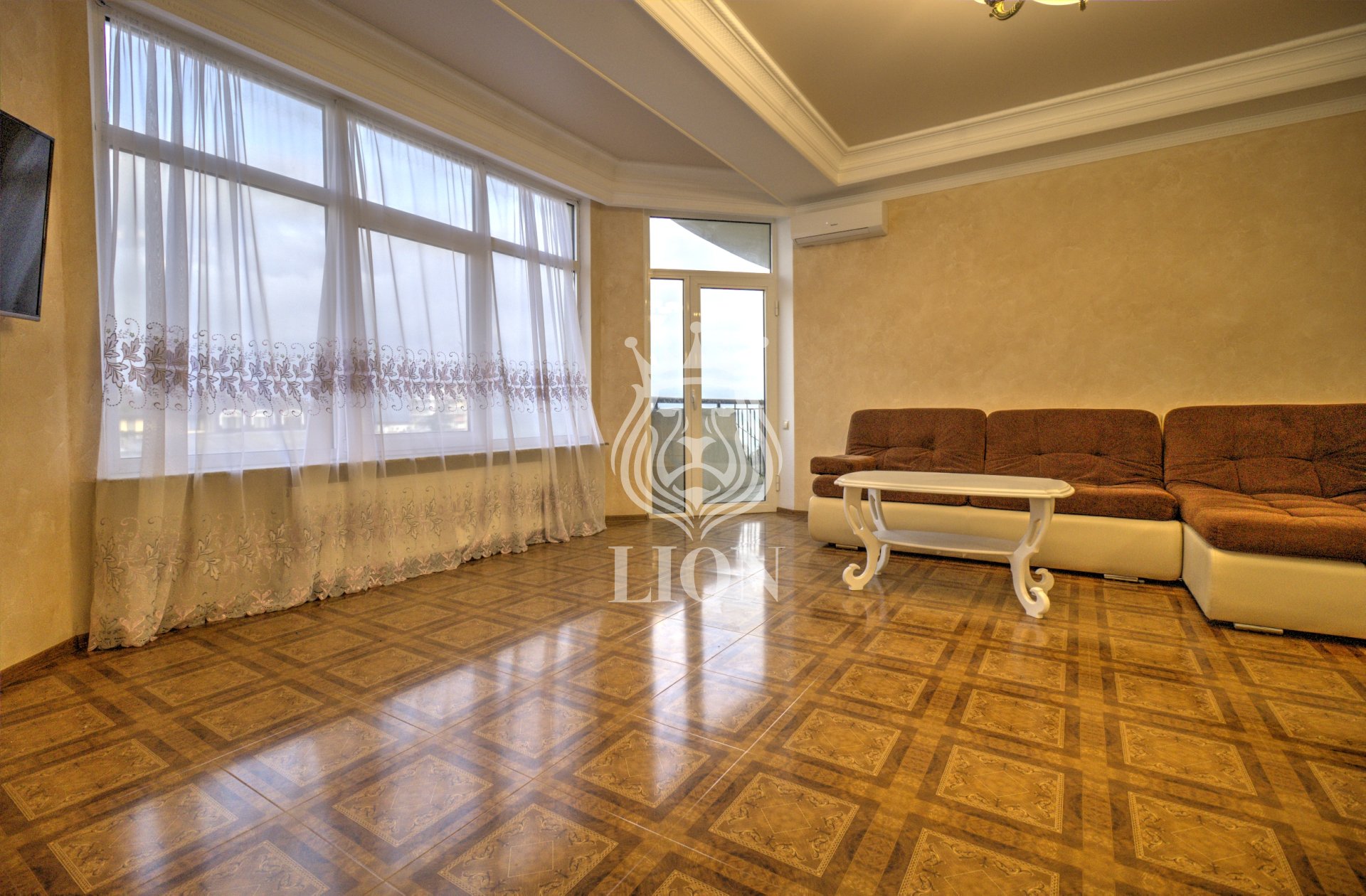 3-к квартира 130 м² 7/10 эт., Победы — фото 10