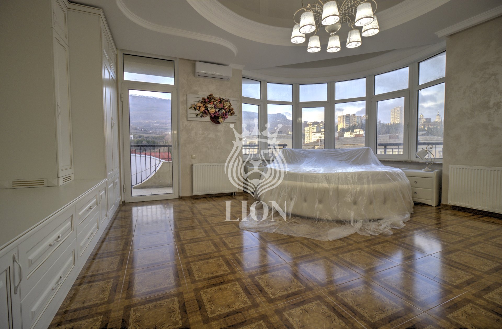 3-к квартира 130 м² 7/10 эт., Победы — фото 11