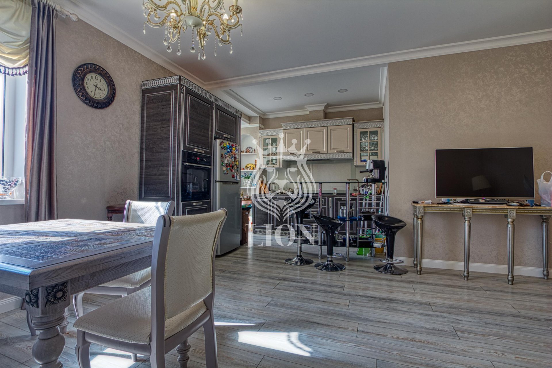 3-к квартира 110 м² 11/14 эт., Школьная — фото 8