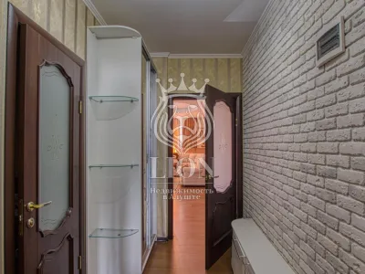 2-к квартира 57 м² 8/12 эт., Эскадронная — миниатюра 4