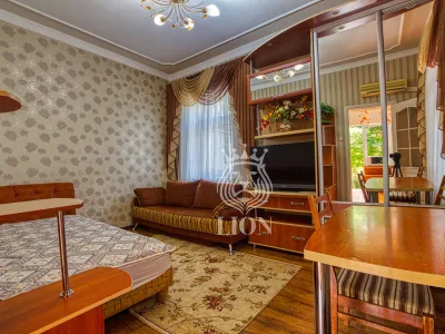Дом 60 м² на 3.9 сот., Алушта — миниатюра 19