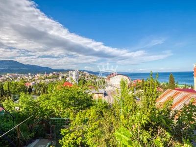 Дом 174 м² на 4.54 сот., Алушта