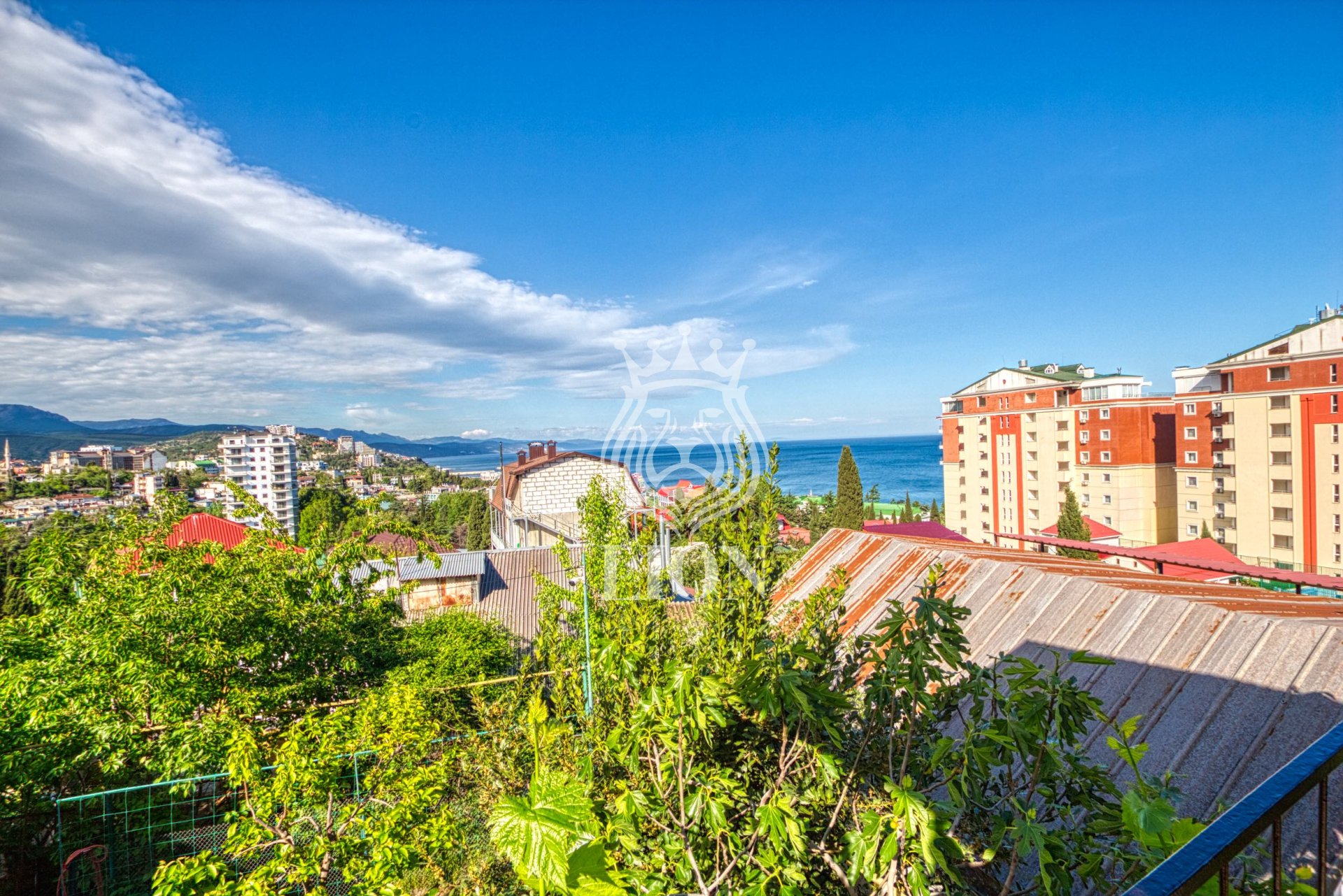 Дом 174 м² на 4.54 сот., Алушта — фото 2