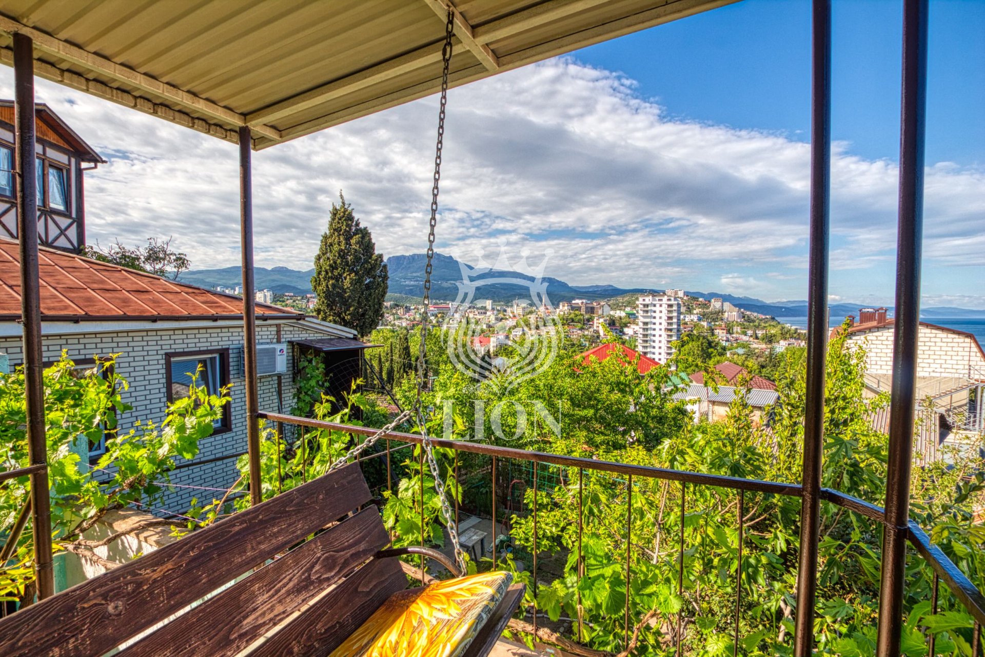 Дом 174 м² на 4.54 сот., Алушта — фото 3