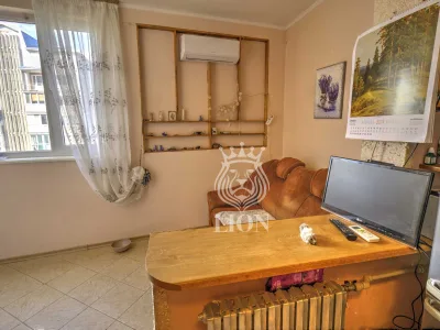 2-к квартира 62 м² 9/9 эт., Морская — миниатюра 8