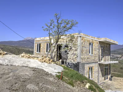 Дом 150 м² на 7.5 сот., Алушта — миниатюра 4