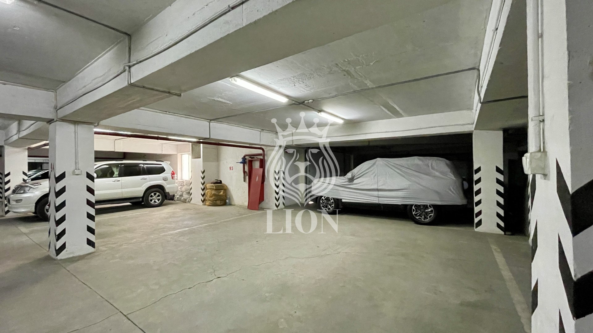 Паркинг 15 м², Алушта — фото 3