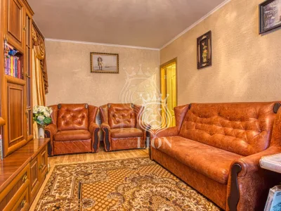3-к квартира 64 м² 1/5 эт., Ялтинская — миниатюра 2
