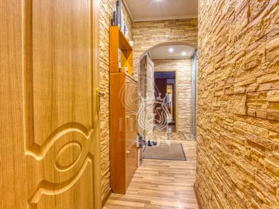 3-к квартира 64 м² 1/5 эт., Ялтинская — миниатюра 18
