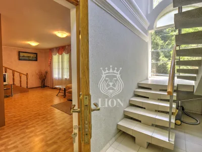 Дом 750 м² на 117 сот., Розовый — миниатюра 138