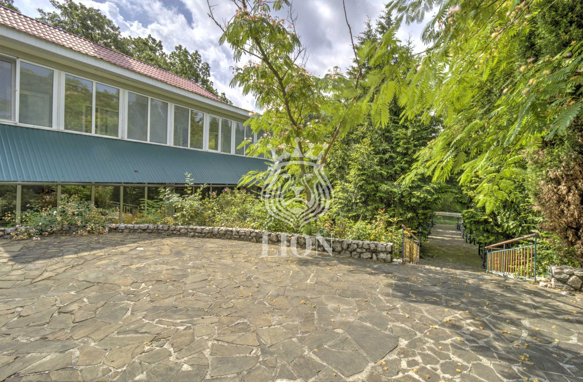 Дом 750 м² на 117 сот., Розовый — фото 13