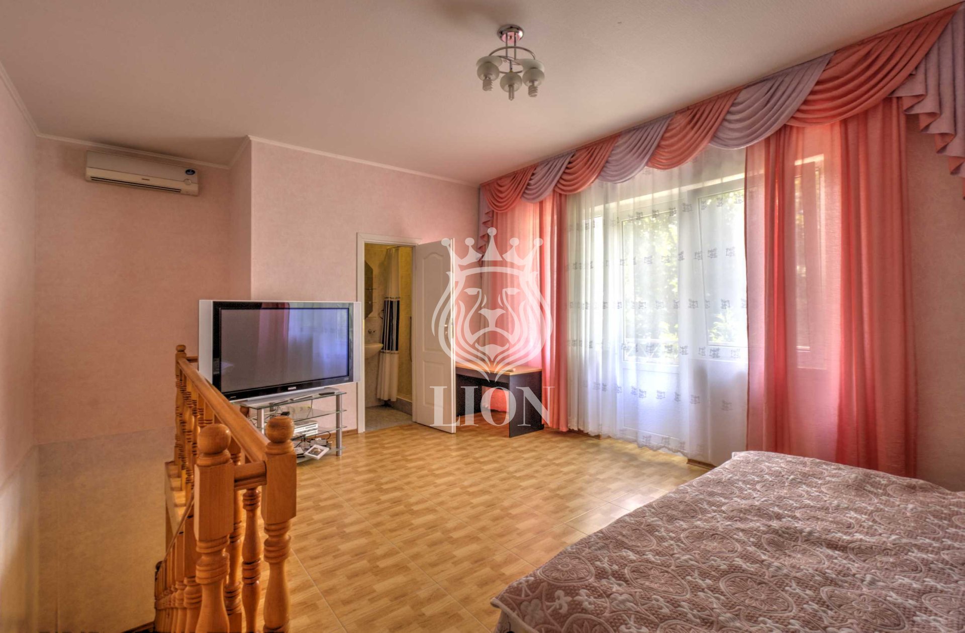 Дом 750 м² на 117 сот., Розовый — фото 141