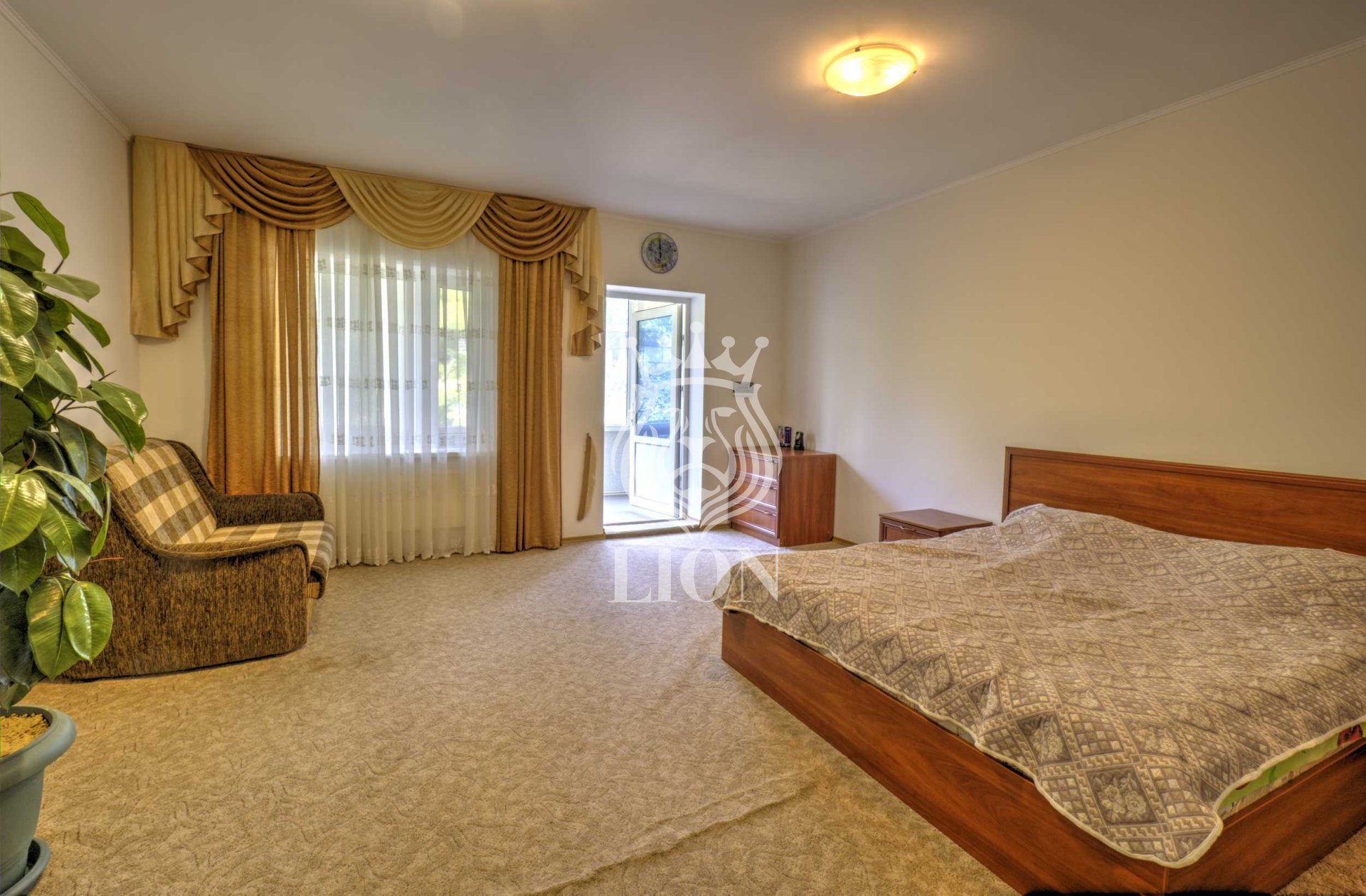 Дом 750 м² на 117 сот., Розовый — фото 159