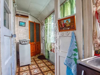 2-к квартира 39.5 м² 2/2 эт., Владимира Хромых — миниатюра 10