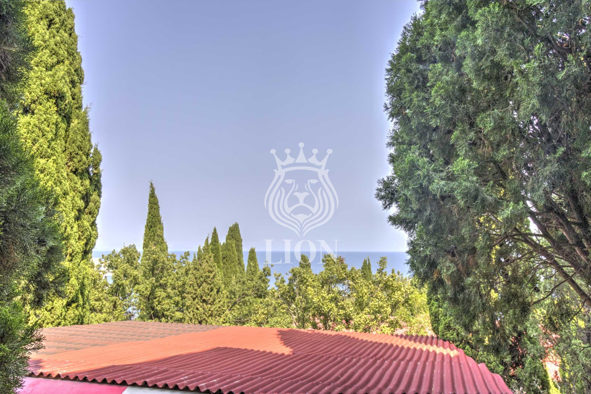 Коммерческая 550 м², Алушта — фото 4