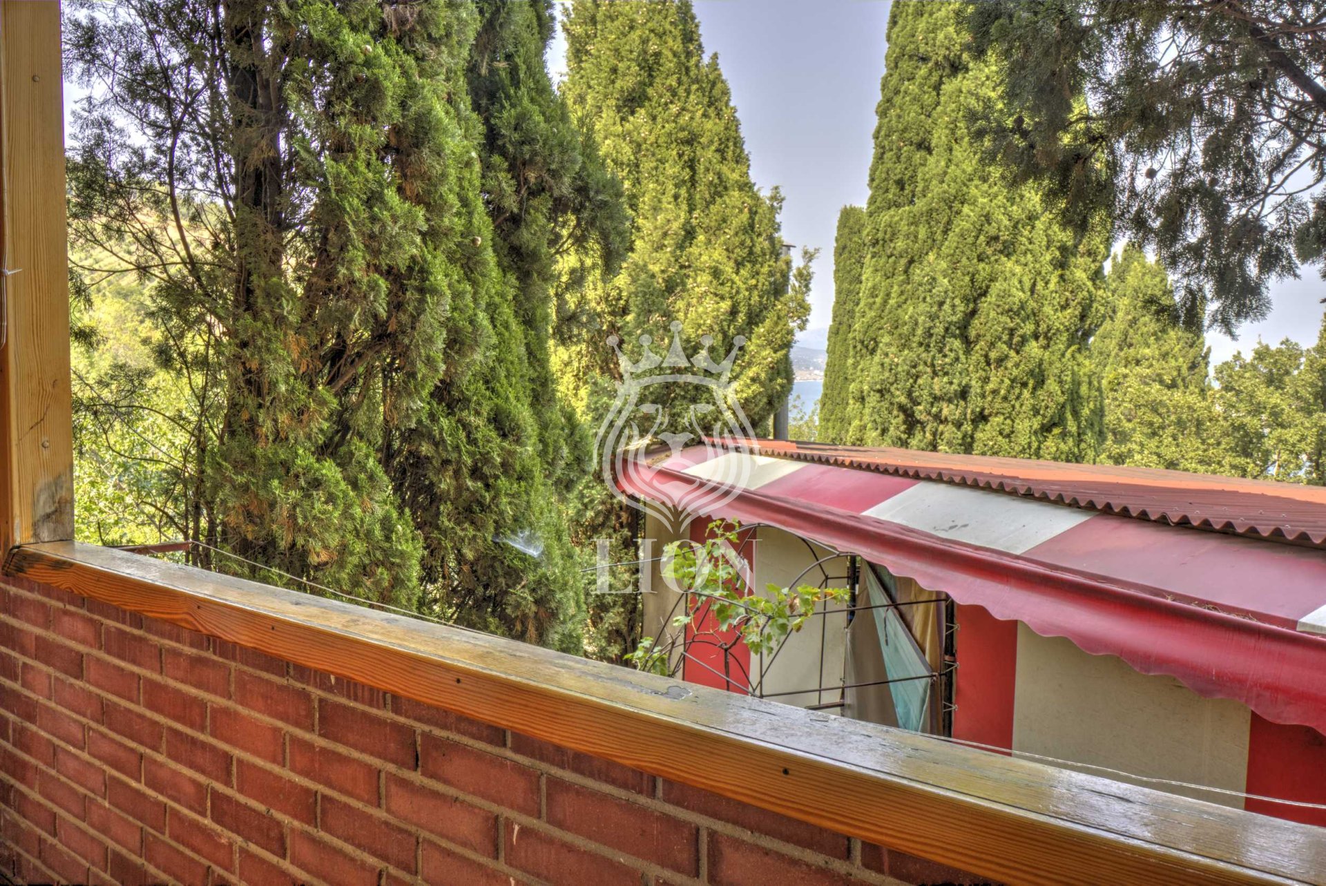 Коммерческая 550 м², Алушта — фото 5