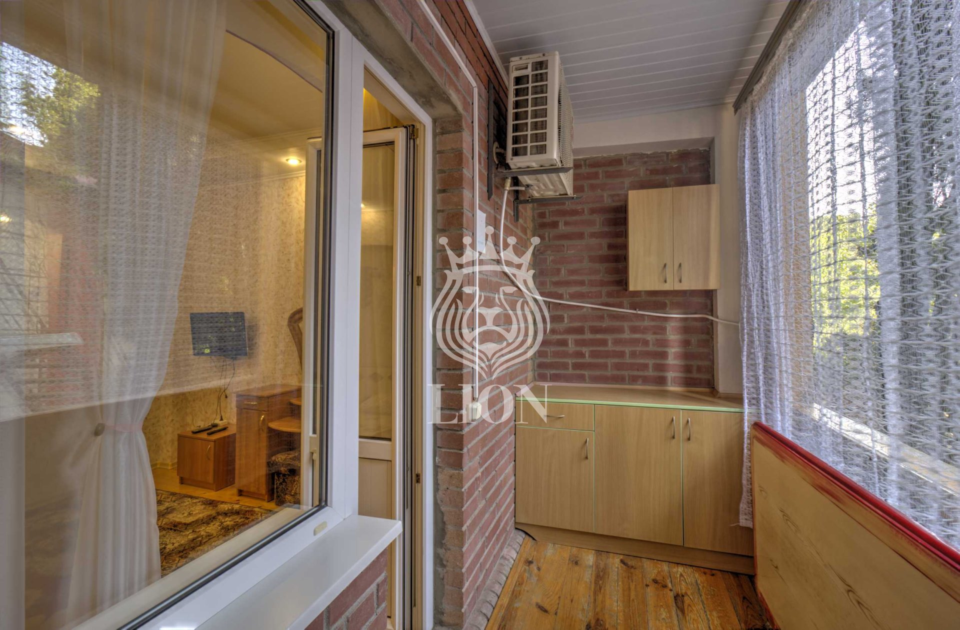 Коммерческая 550 м², Алушта — фото 9