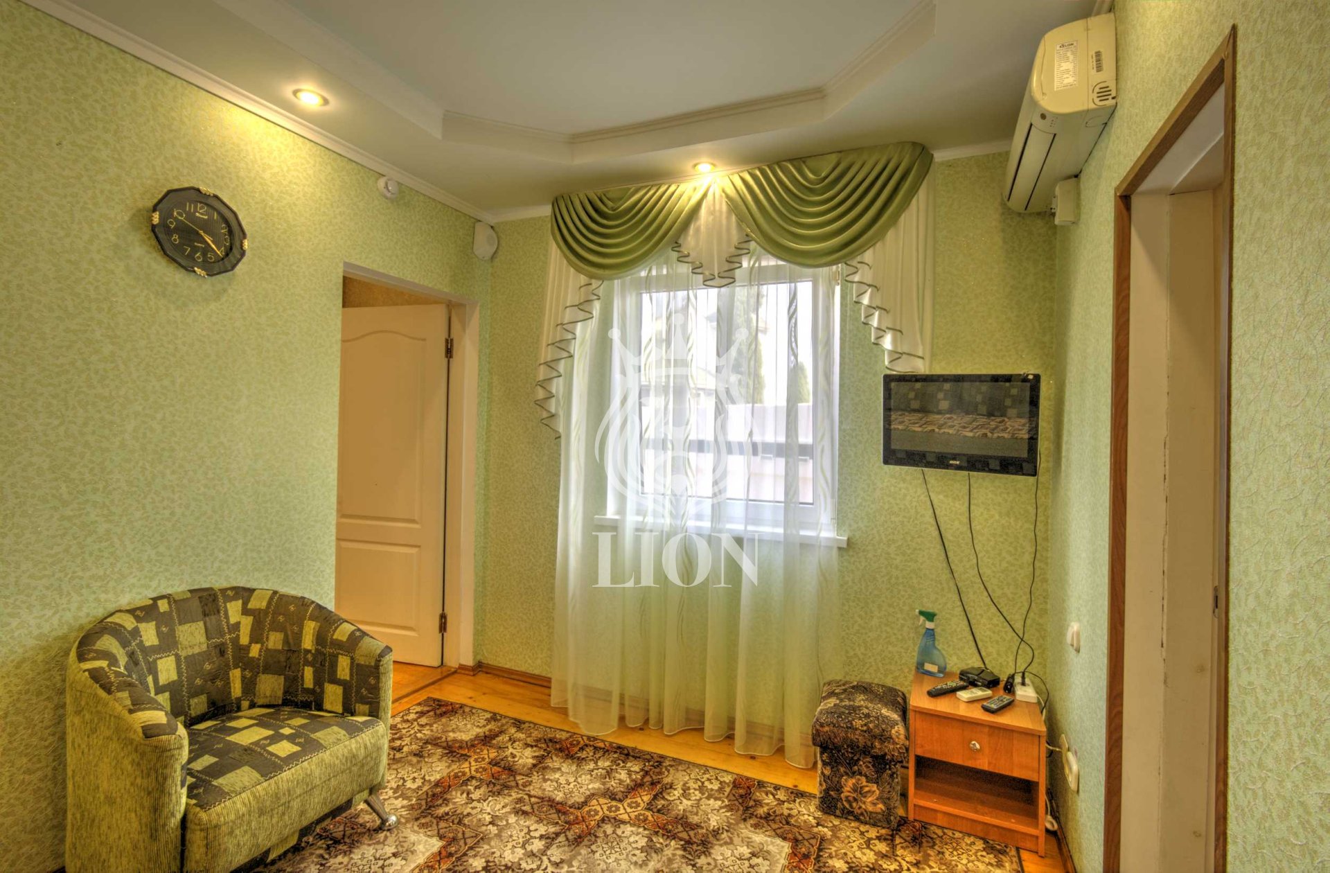 Коммерческая 550 м², Алушта — фото 14