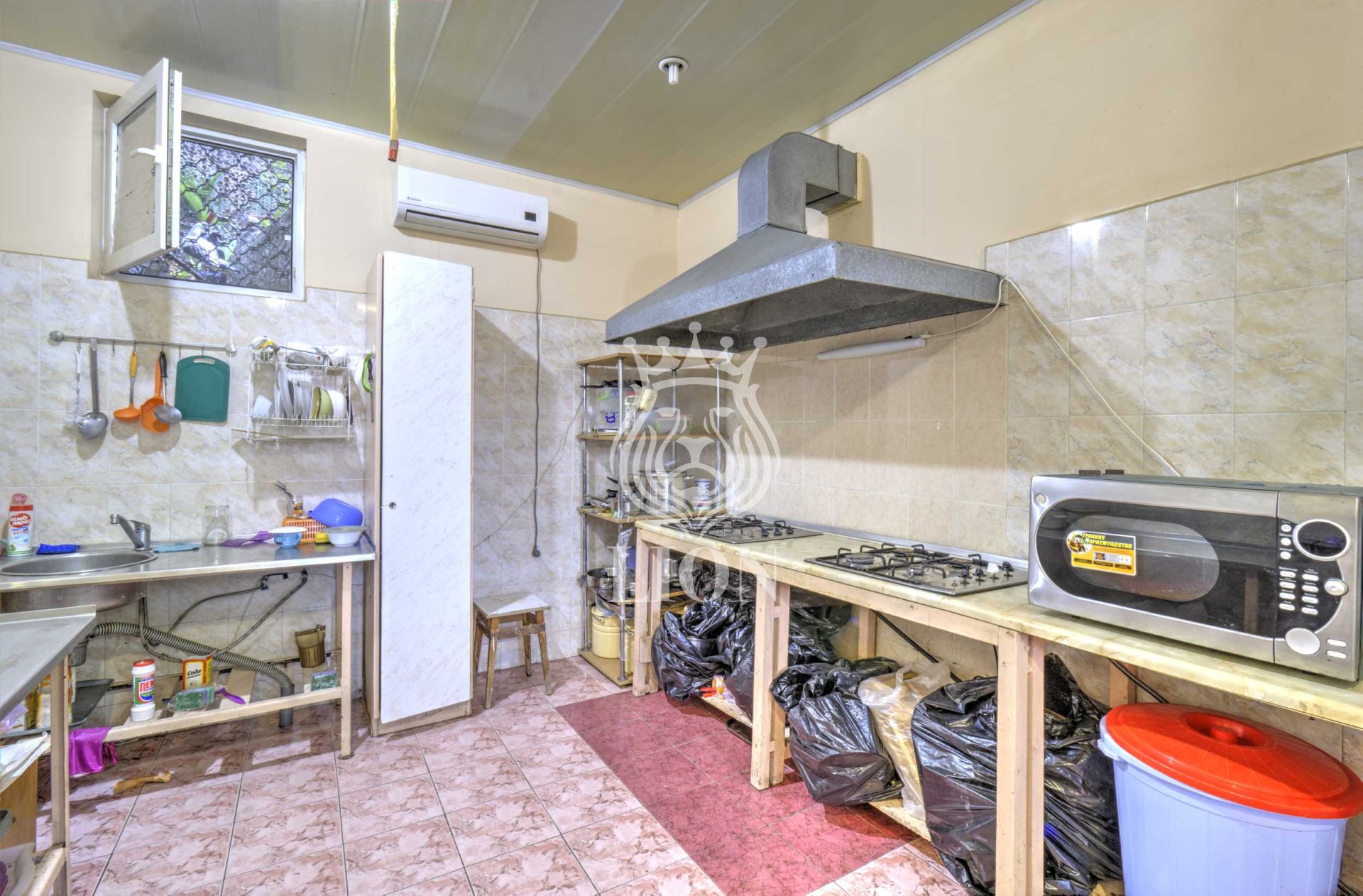 Коммерческая 550 м², Алушта — фото 24