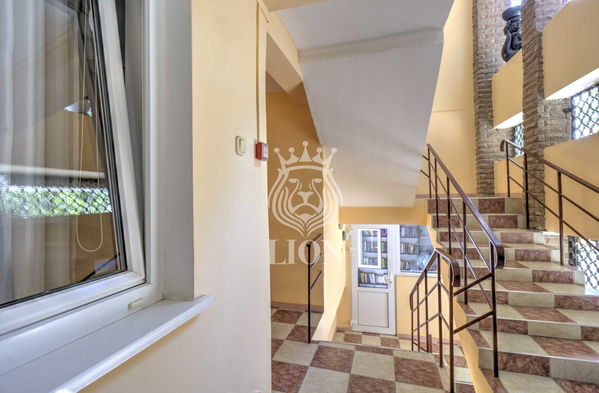 Коммерческая 550 м², Алушта — фото 54