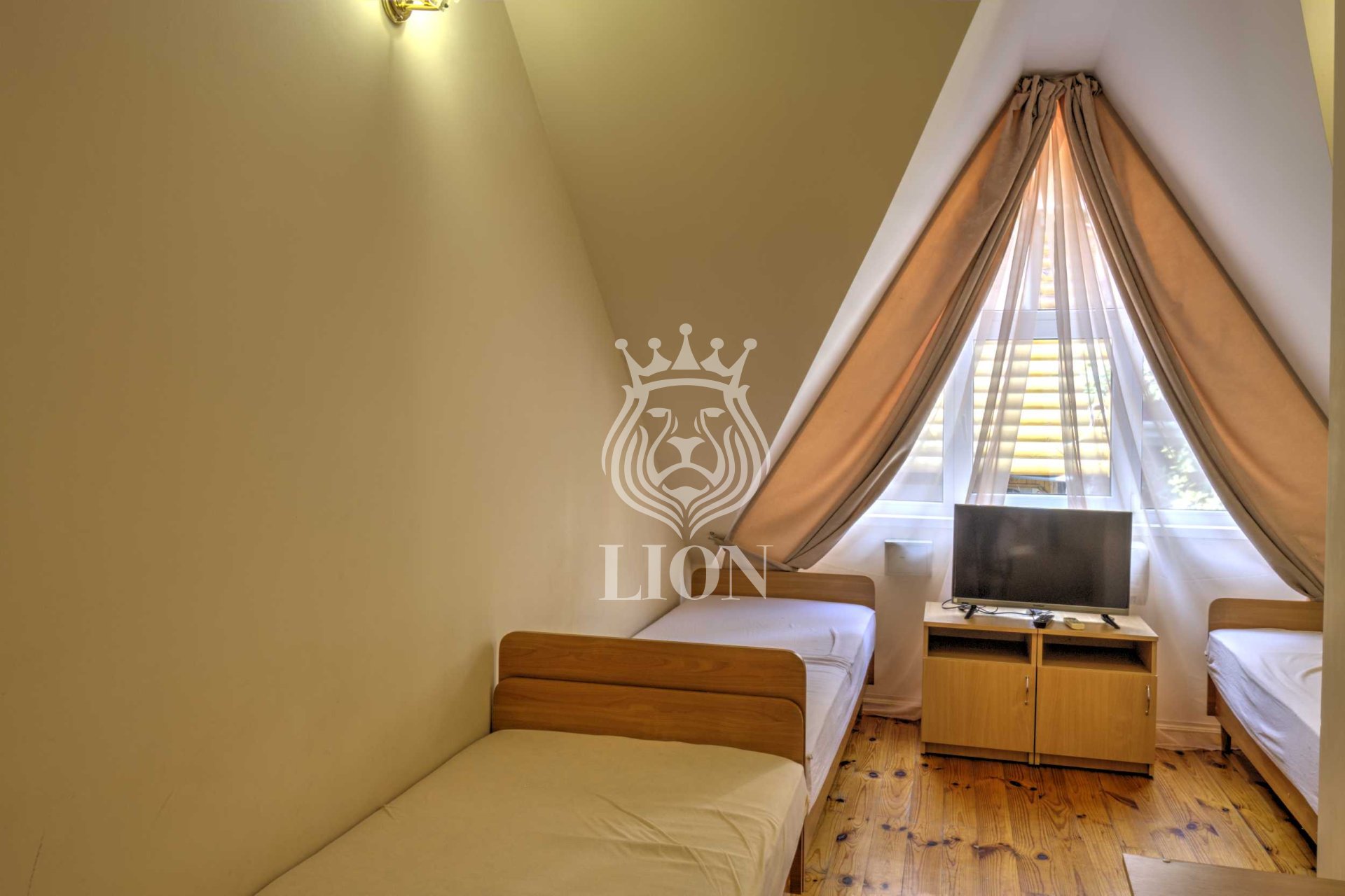 Коммерческая 550 м², Алушта — фото 71