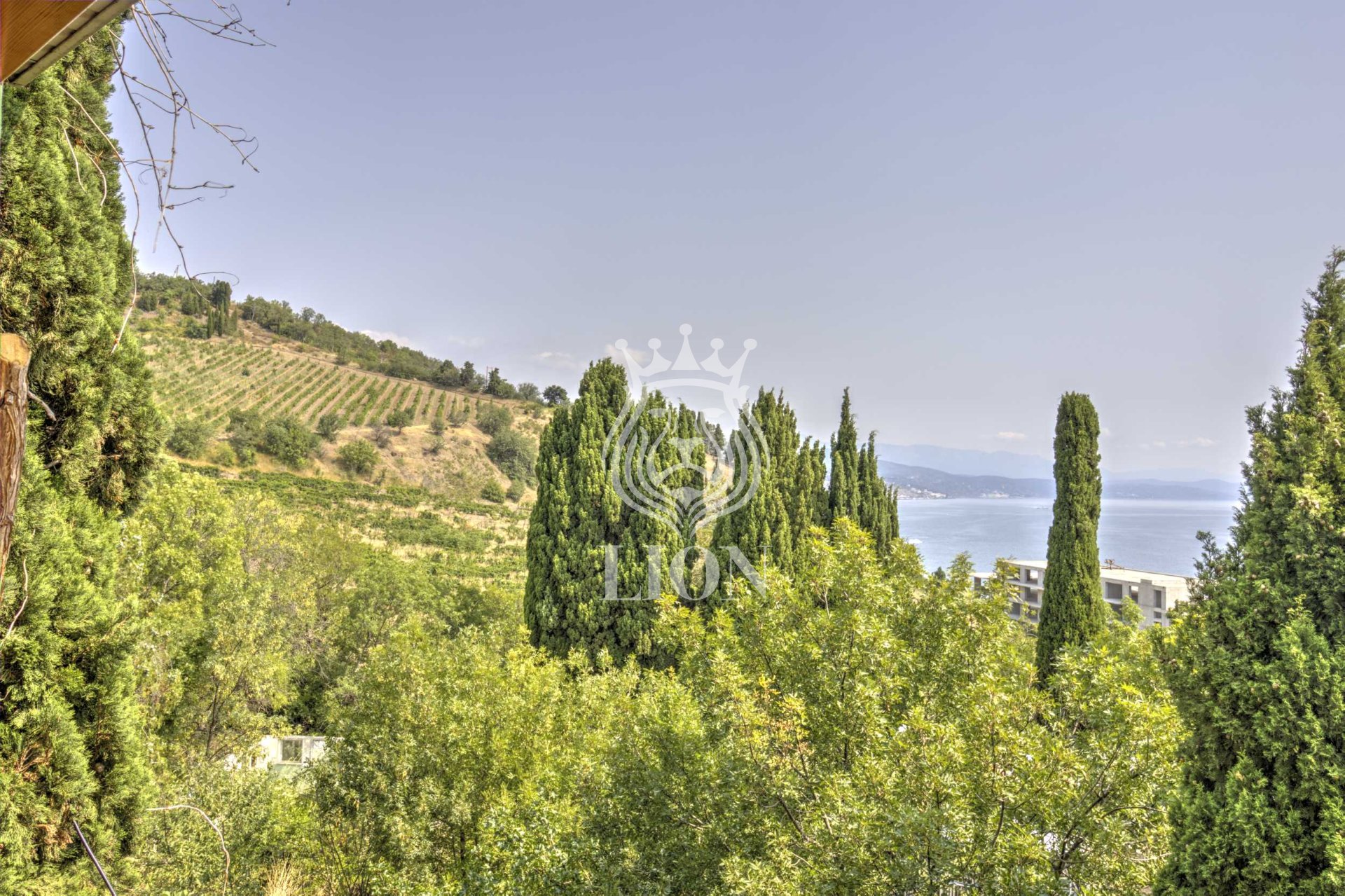 Коммерческая 550 м², Алушта — фото 74