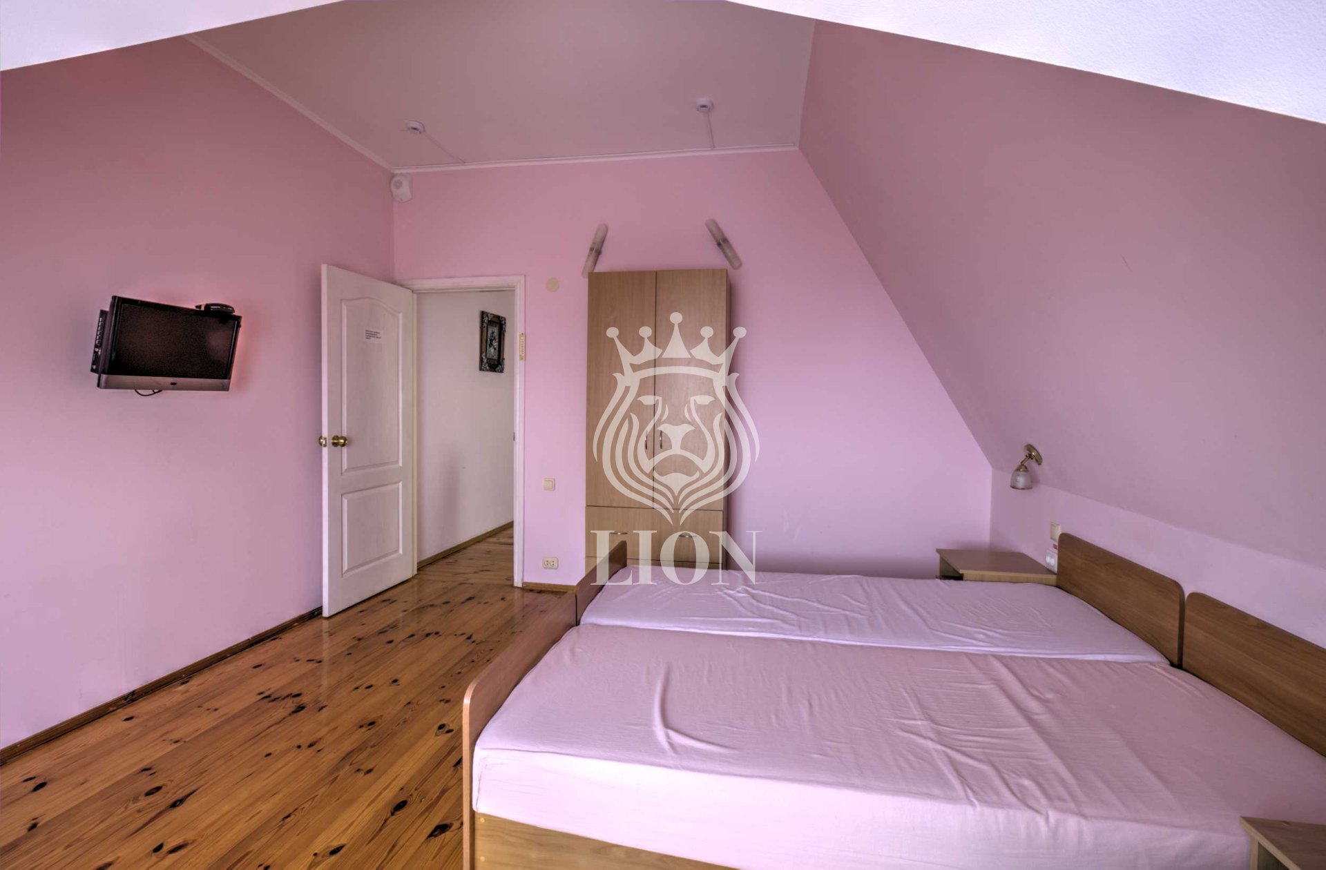 Коммерческая 550 м², Алушта — фото 76