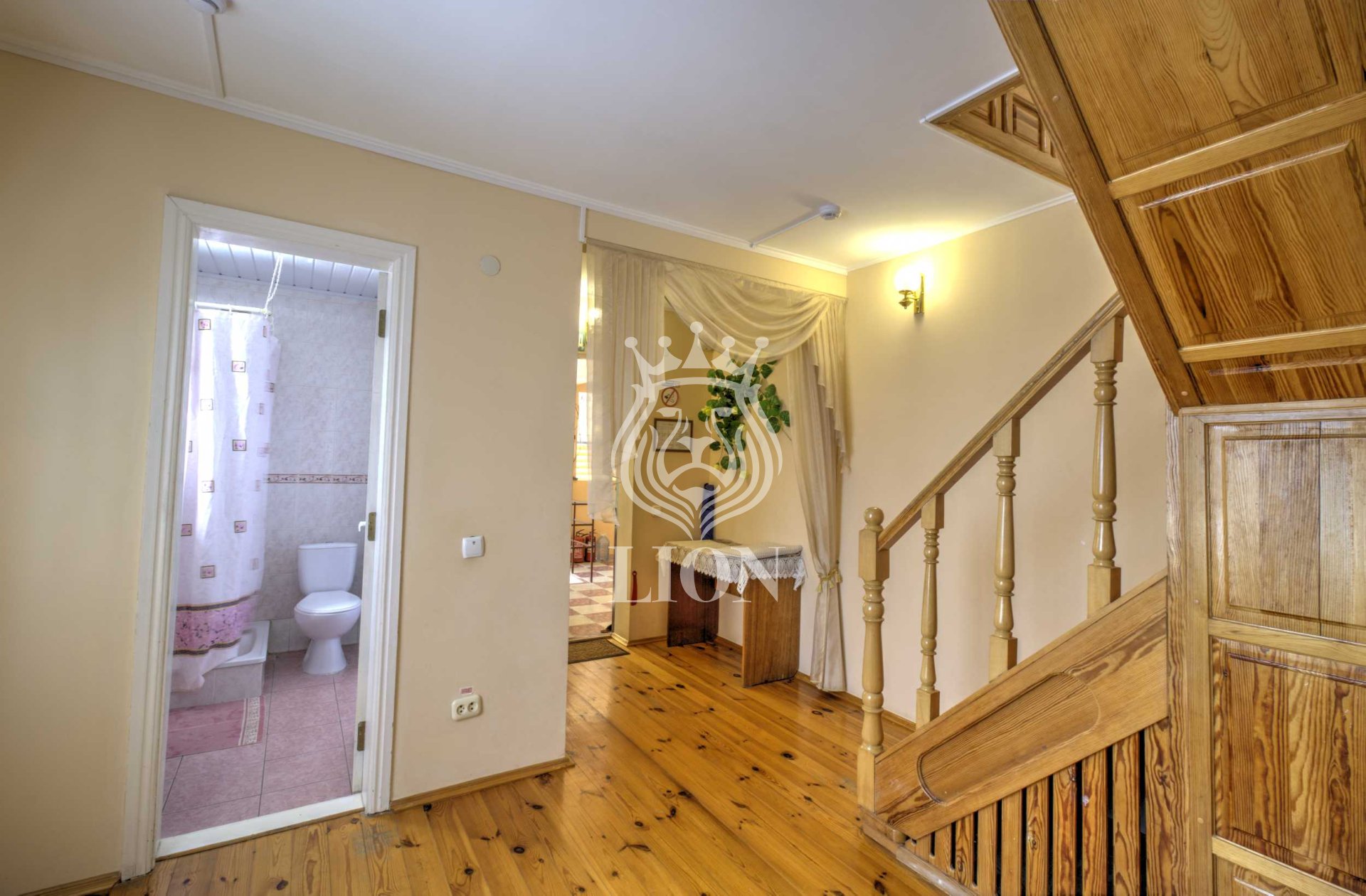 Коммерческая 550 м², Алушта — фото 80