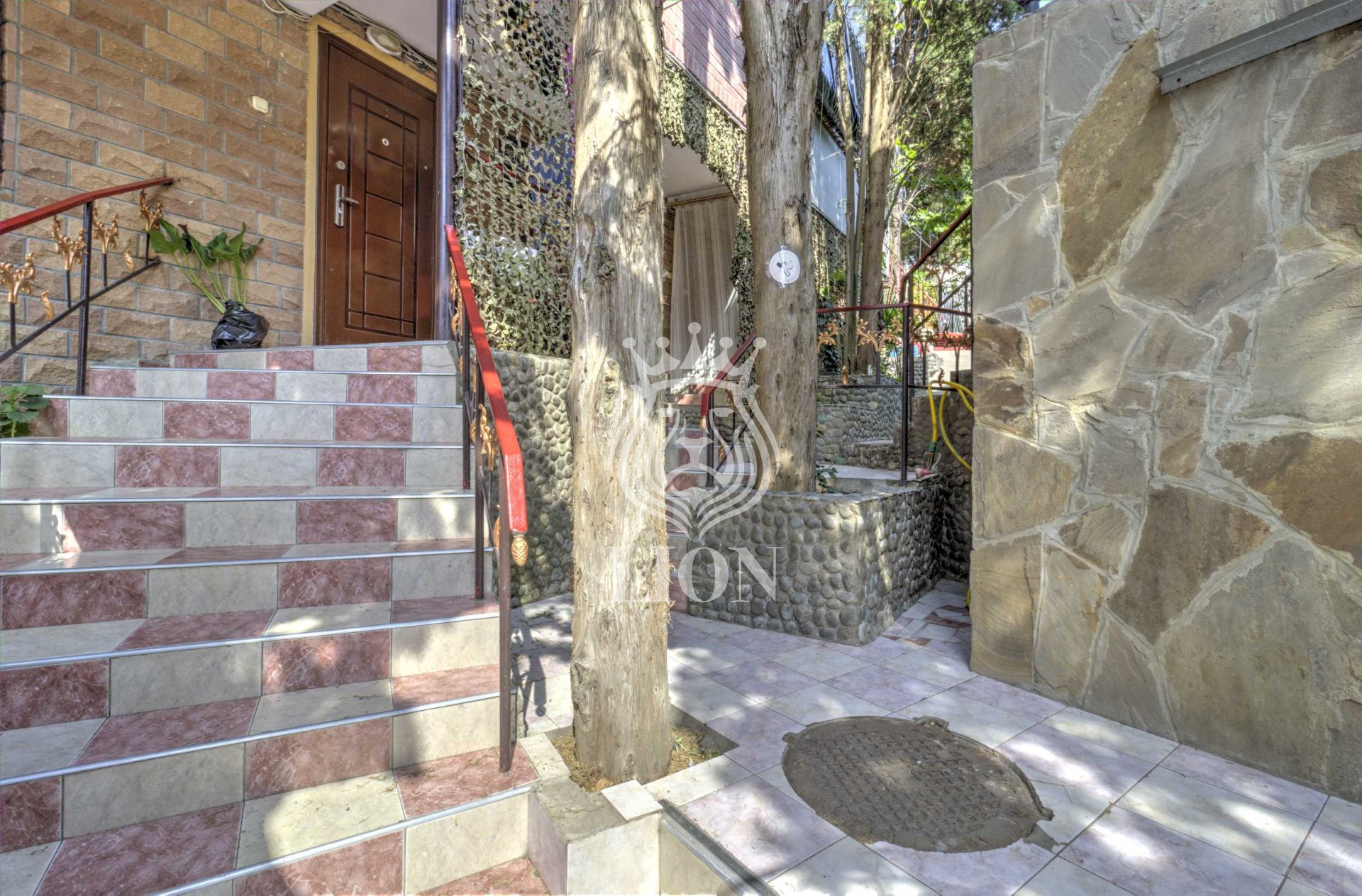 Коммерческая 550 м², Алушта — фото 111