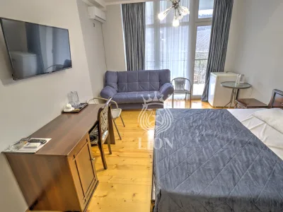 Коммерческая 396.8 м², Лазурное