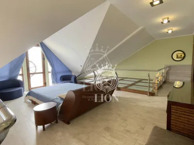Коммерческая 880 м², Утёс — миниатюра 38