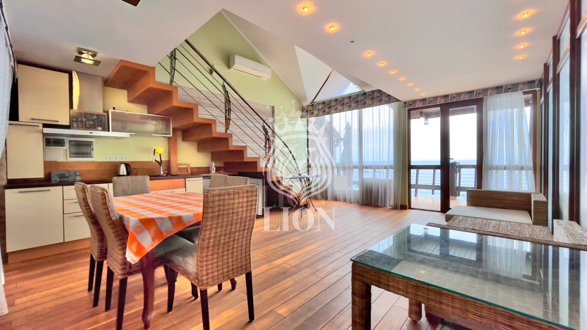 Коммерческая 880 м², Утёс — фото 10