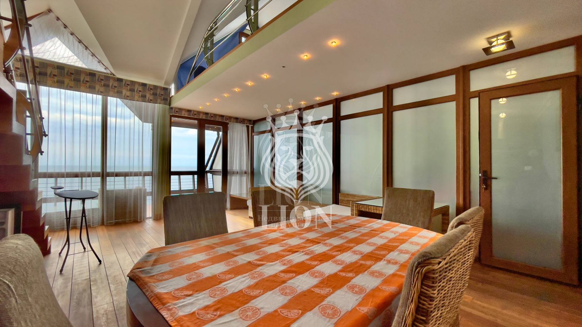 Коммерческая 880 м², Утёс — фото 14