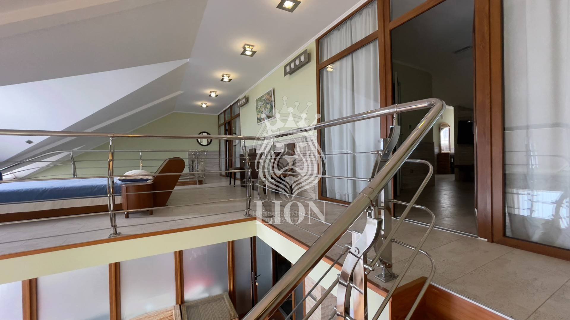 Коммерческая 880 м², Утёс — фото 36