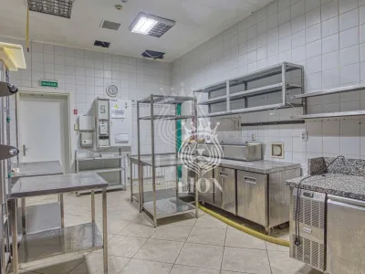 Коммерческая 168 м², Алушта