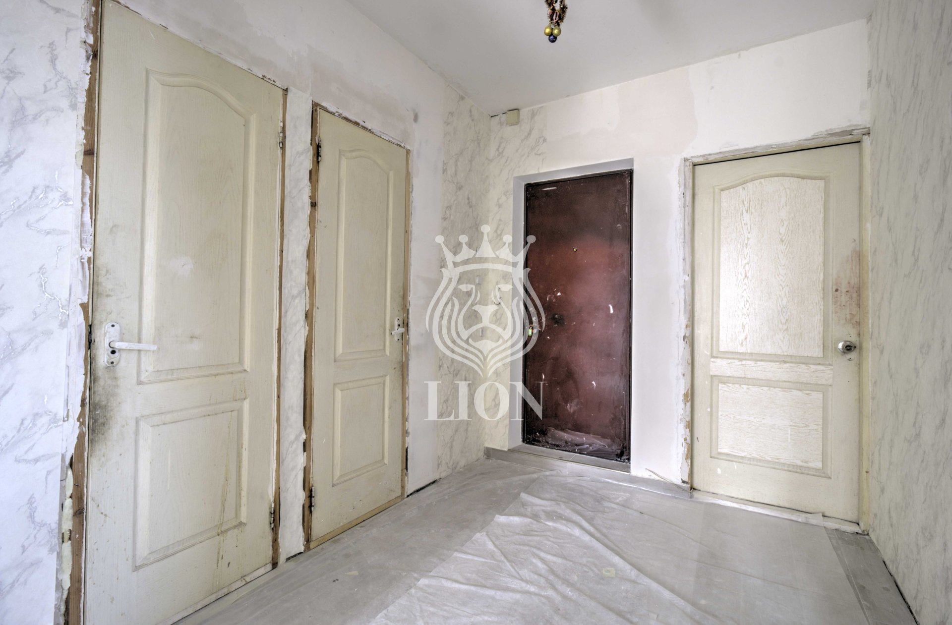 3-к квартира 68.9 м² 8/9 эт., Богдана Хмельницкого — фото 1