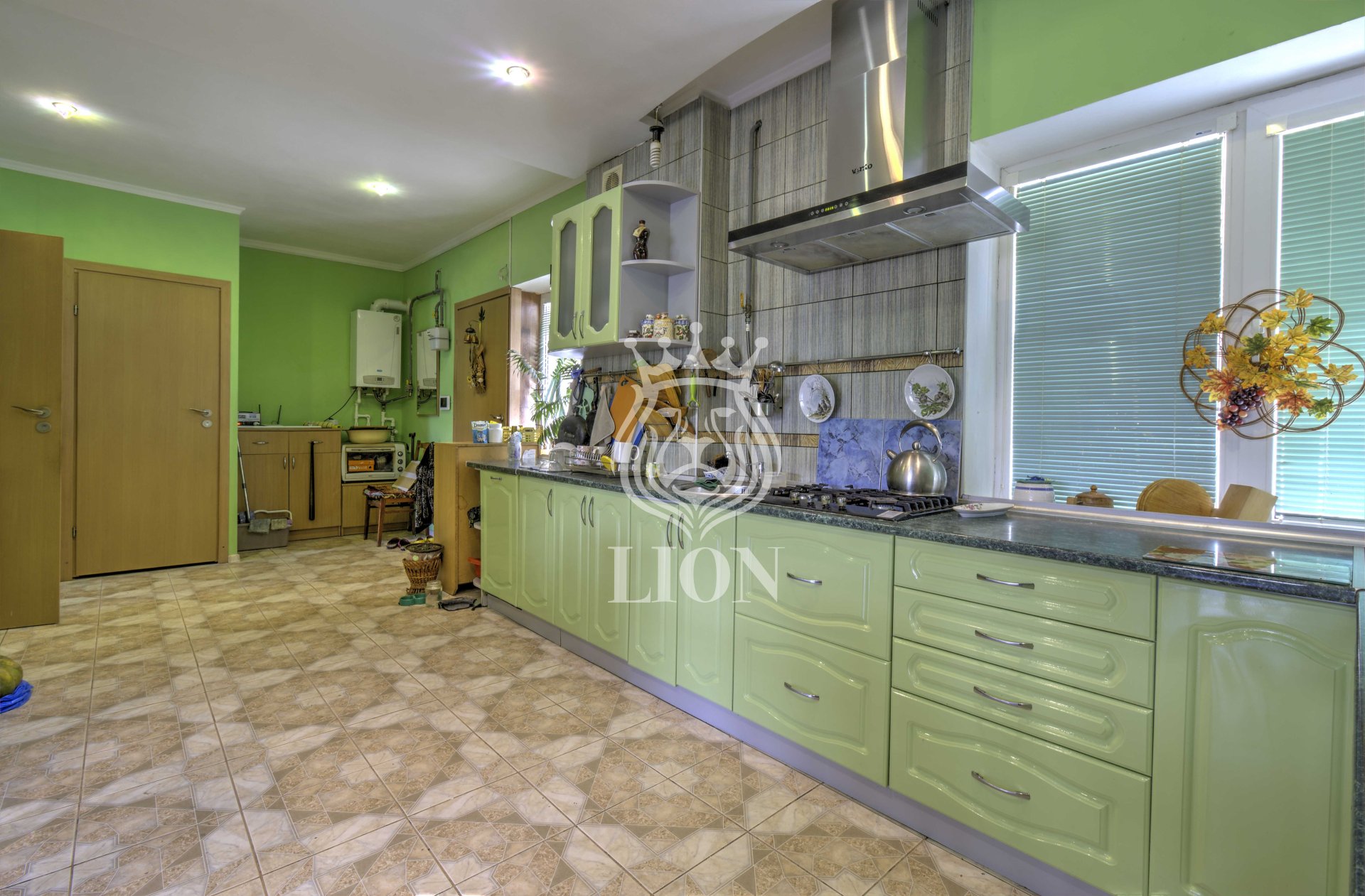 Таунхаус 216 м² на 1.5 сот., Алушта — фото 6