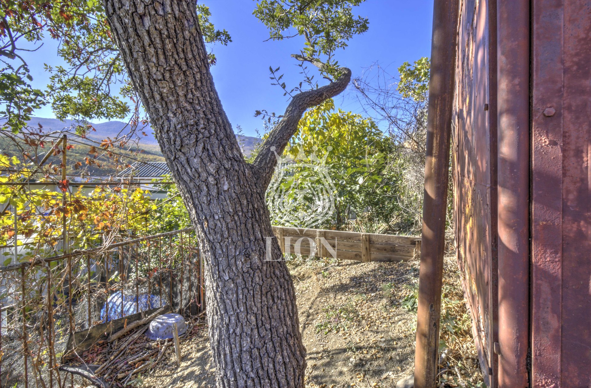 Гараж 24 м², Алушта — фото 5