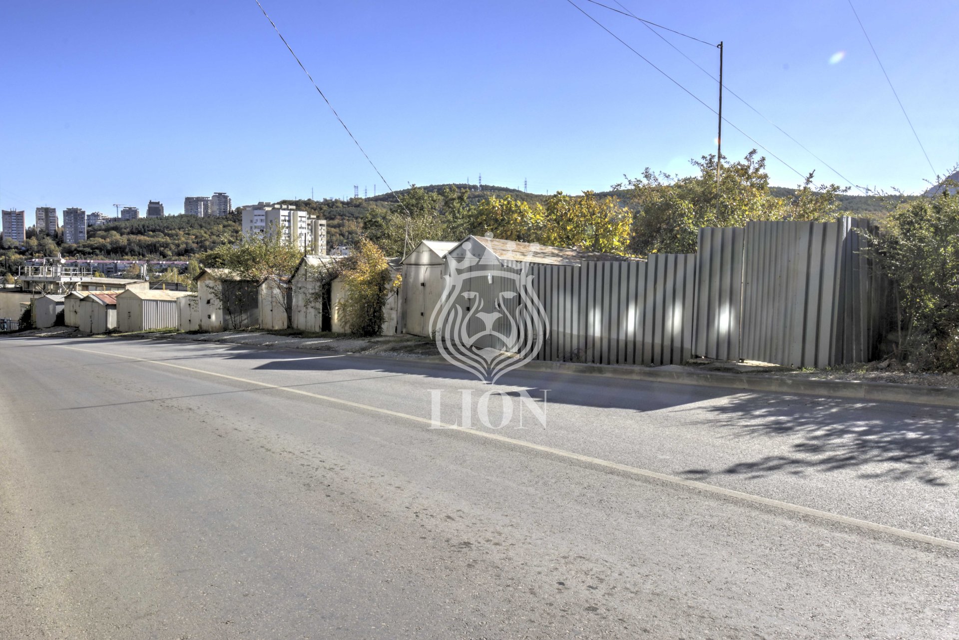 Гараж 24 м², Алушта — фото 1