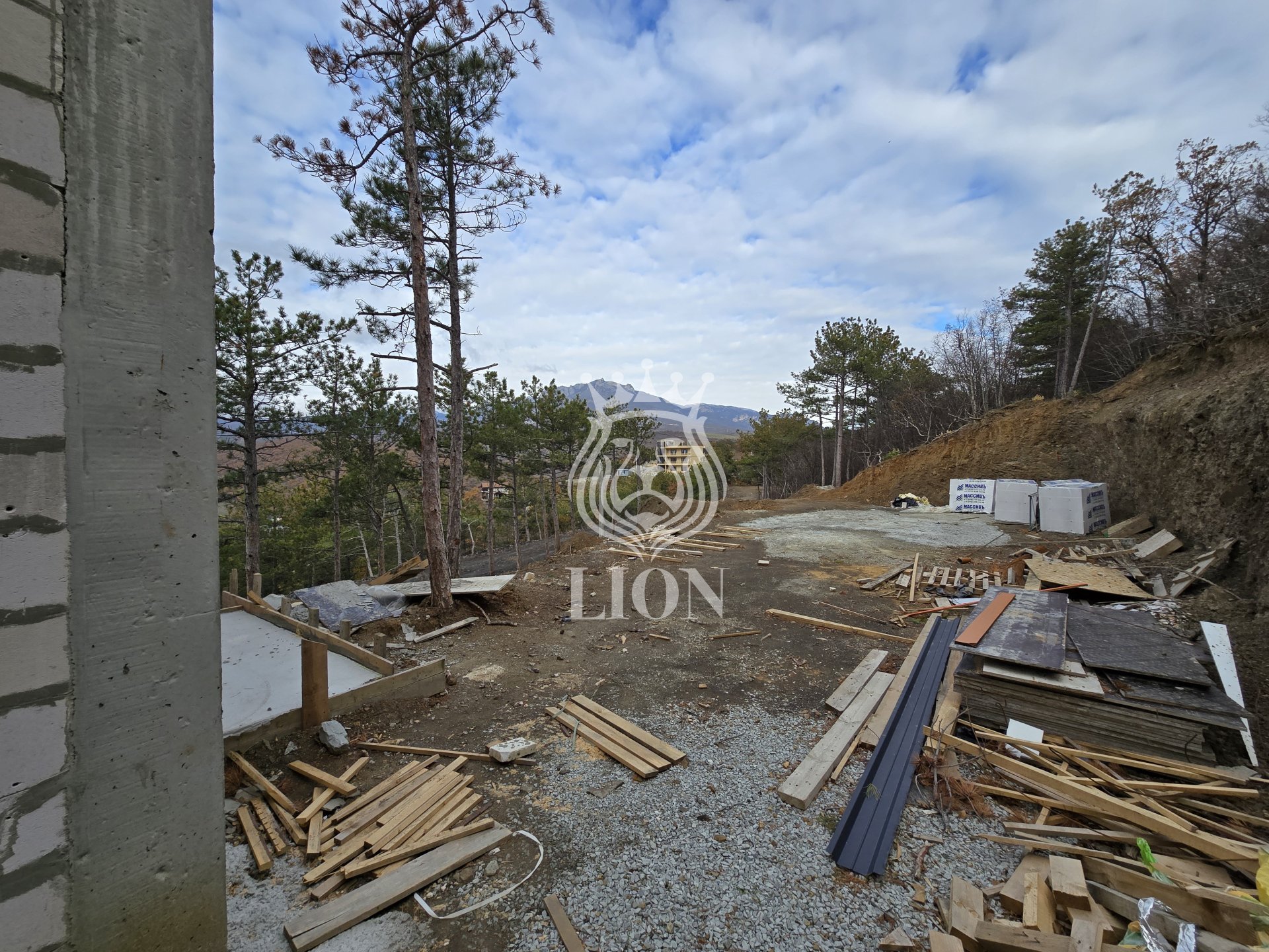 Дом 220 м² на 5 сот., Семидворье — фото 1