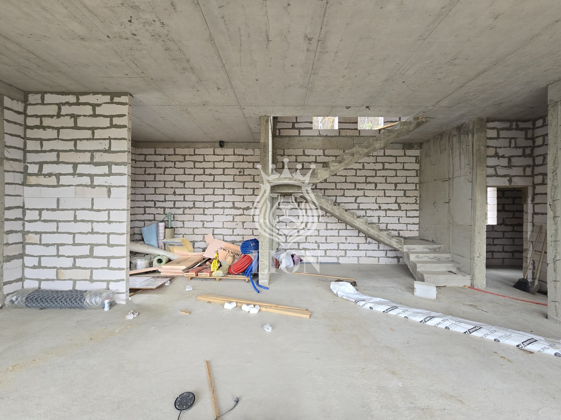 Дом 220 м² на 5 сот., Семидворье — фото 2