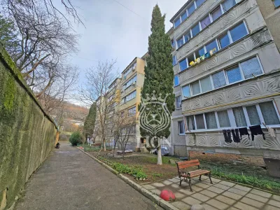 2-к квартира 48.5 м² 5/5 эт., Утренняя — миниатюра 11