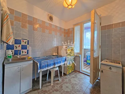 2-к квартира 48.5 м² 5/5 эт., Утренняя — миниатюра 13