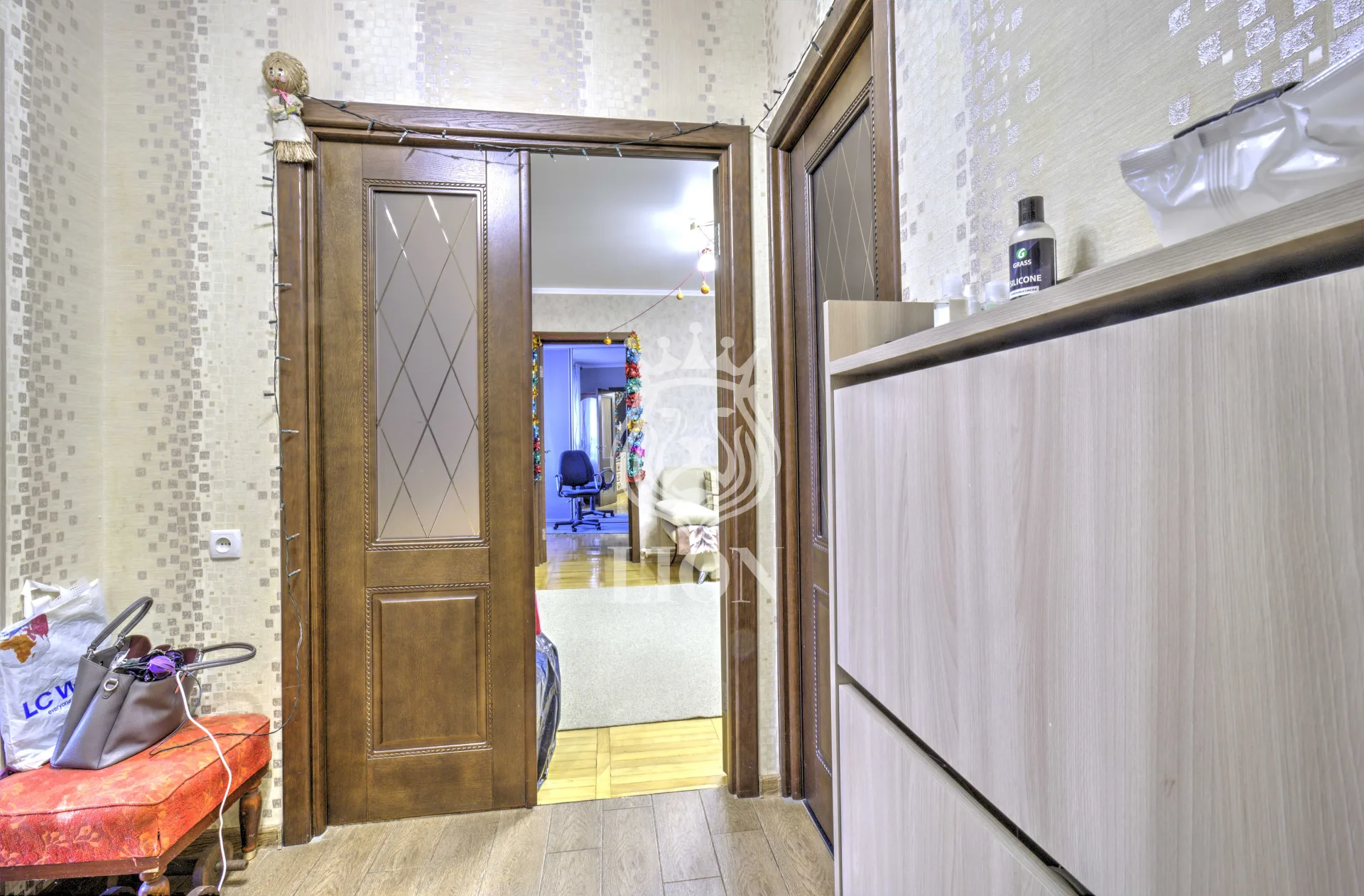 4-к квартира 99.7 м² 2/9 эт., 60 лет СССР